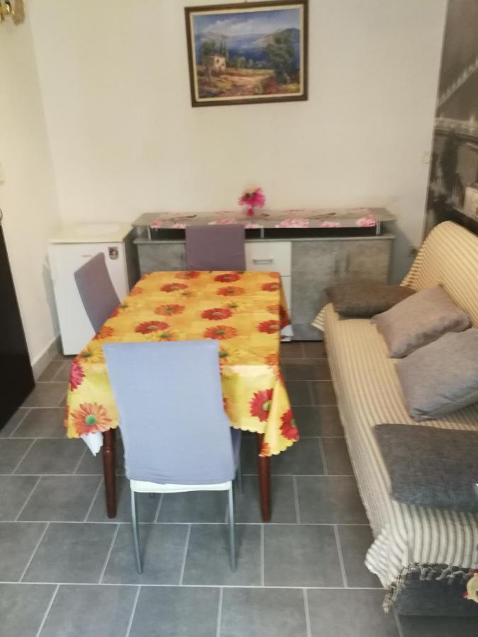 Apartment Luka トロギール 部屋 写真